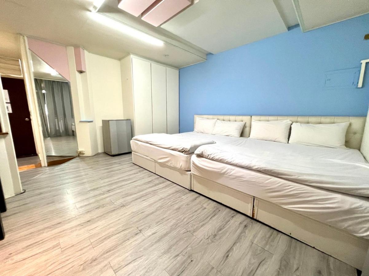 Appartamento 逢甲mickey House Taichung Esterno foto